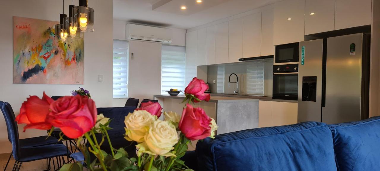 Luxury Apartment Isabel Волосько Екстер'єр фото